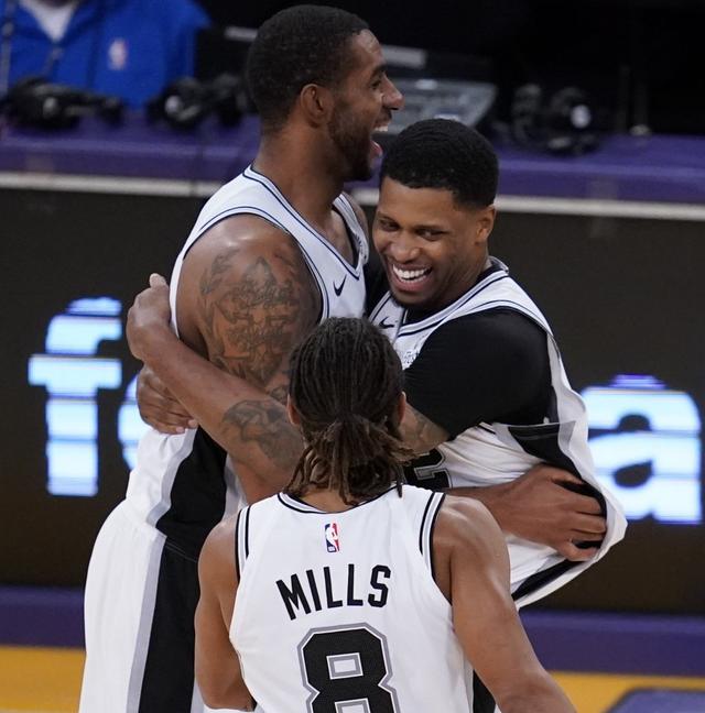 冬季运动的 冬季运动的