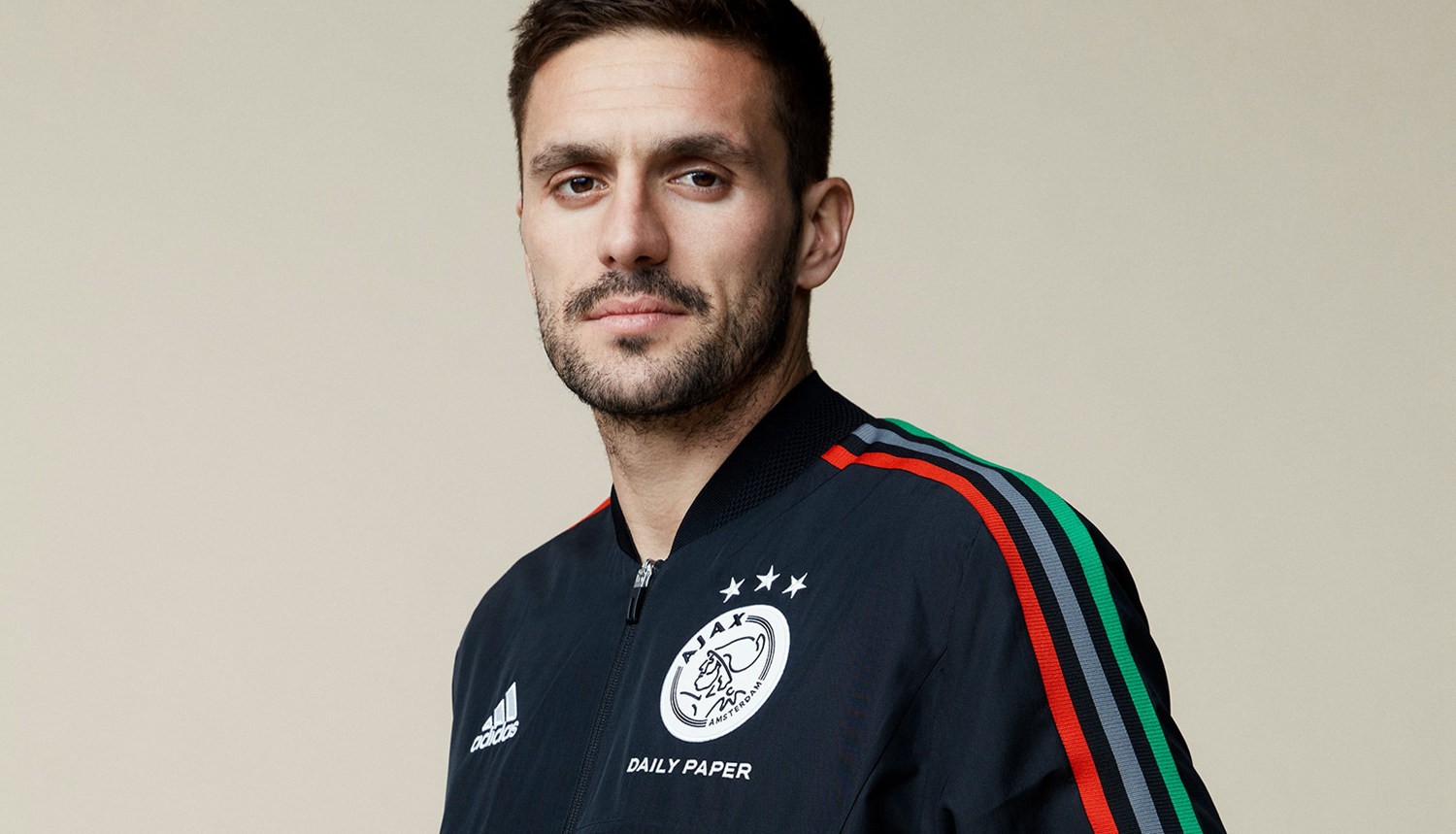 爱好者揭示 爱好者揭示