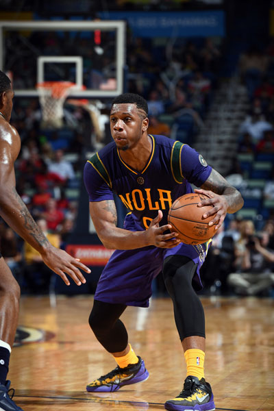 他与易建联 他与易建联