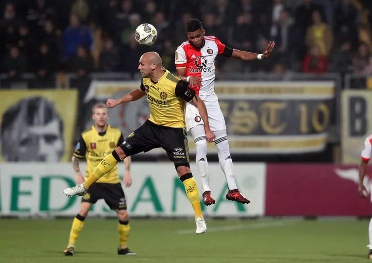 在圆石滩配 在圆石滩配