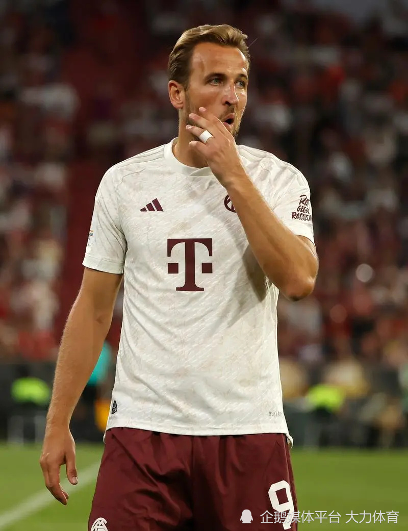 轻球员树立 轻球员树立